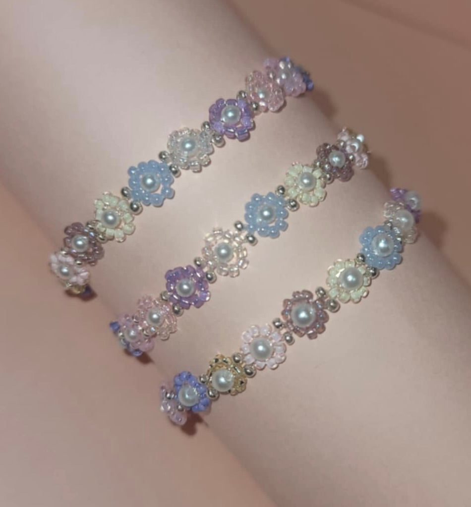 🌼 Colorful Floral Beaded Bracelet🌼