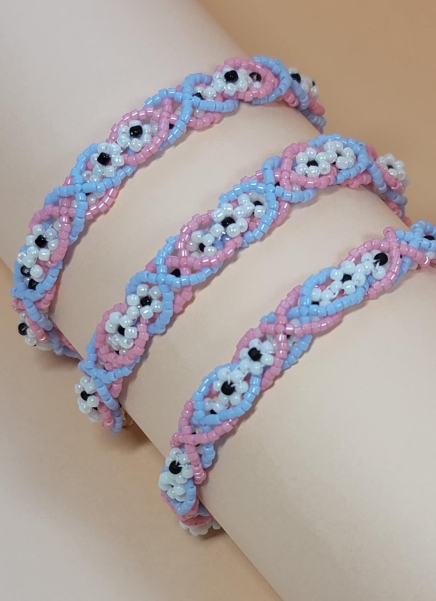 🌼 Colorful Floral Beaded Bracelet🌼