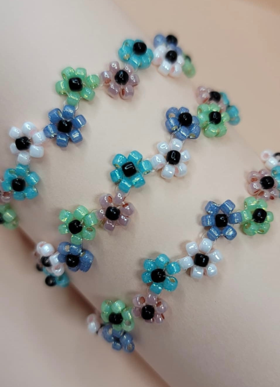 🌼 Colorful Floral Beaded Bracelet🌼